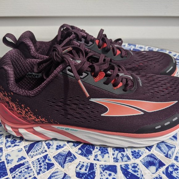 altra women's running torin 4